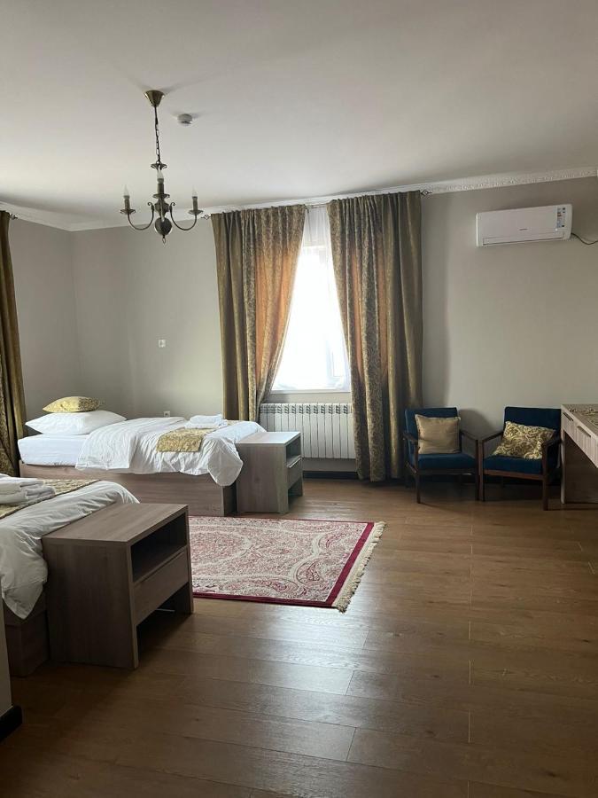 Green Town Hotel 쉼켄트 외부 사진
