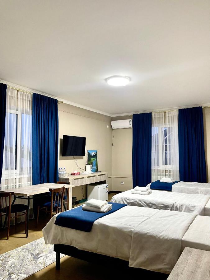 Green Town Hotel 쉼켄트 외부 사진